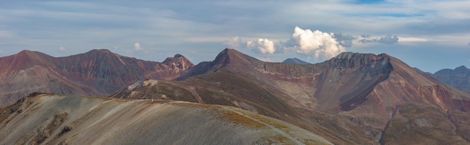 UN 13702, a peak on the Colorado 13ers list