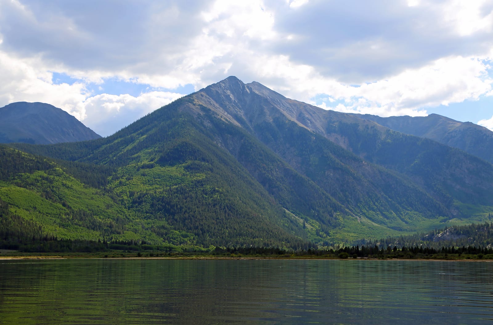 Rinker Peak, a peak on the Colorado 13ers list